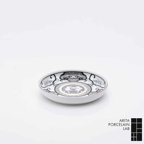 JAPAN SNOW 銘々皿 古伊万里草花紋
