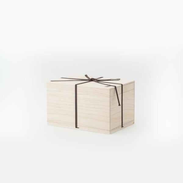 JAPAN SNOW 雛人形 ぼんぼりなし 木箱入