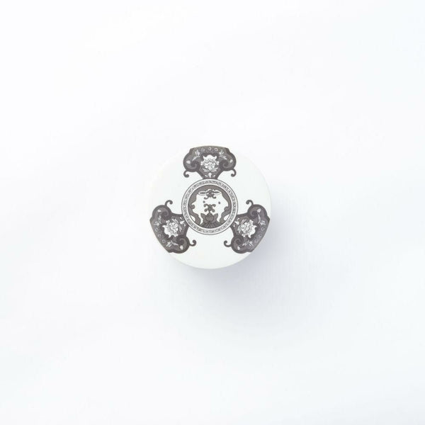 JAPAN SNOW 古伊万里草花紋 ミニお重入り 佐賀県産素材オリジナルチョコレート4種2セット(二段重)