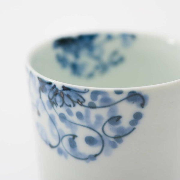 岡晋吾 ろくろ目湯呑 菊唐草