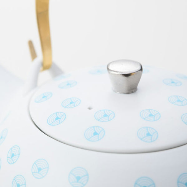 T Laduree(テ・ラデュレ) ティーポット 青海波 水玉模様 化粧箱入