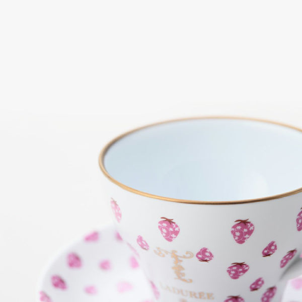 T Laduree(テ・ラデュレ) ティーカップ&ソーサー 唐草 苺 化粧箱入