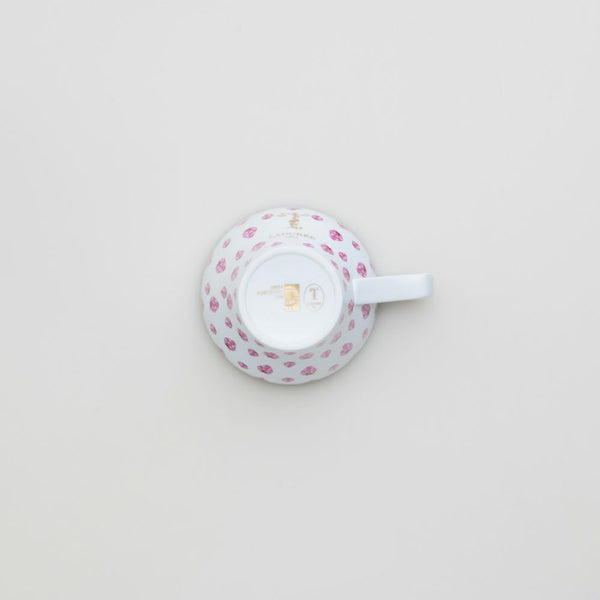 T Laduree(テ・ラデュレ) ティーカップ&ソーサー 唐草 苺 化粧箱入