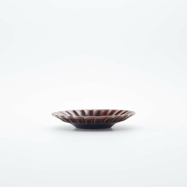岡晋吾 菊型小皿 飴釉