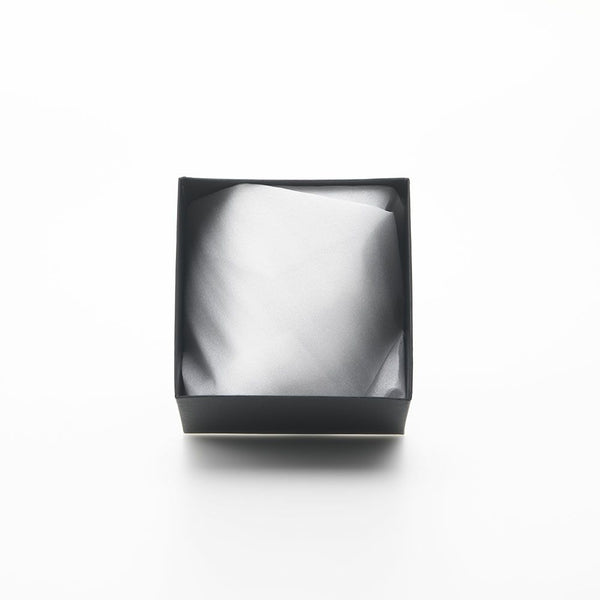 JAPAN BLUE カップ&ソーサー 古伊万里草花紋 化粧箱入