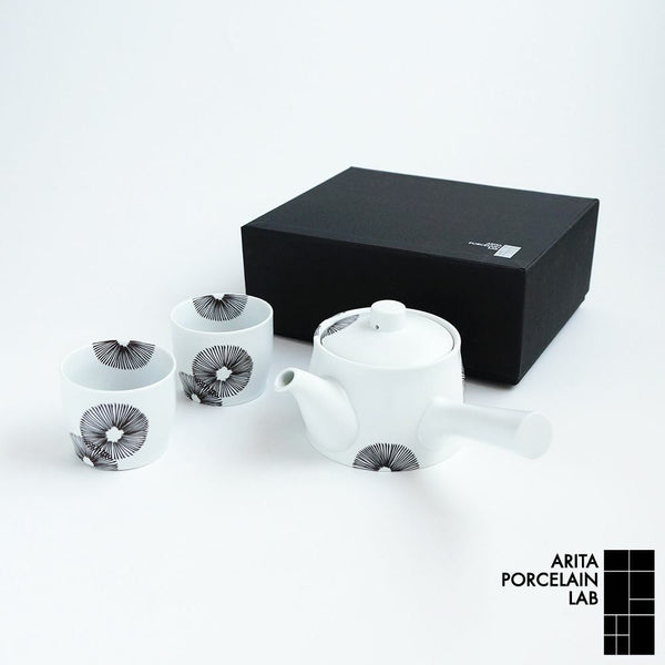 JAPAN SNOW デザイン急須1個 湯呑2個 セット 松 化粧箱入