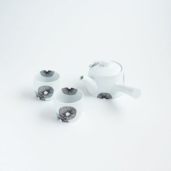 JAPAN SNOW デザイン急須1個 湯呑2個 セット 松 化粧箱入